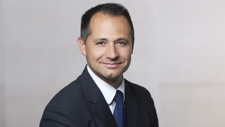 Pavle Madzirov Pavle Madzirov